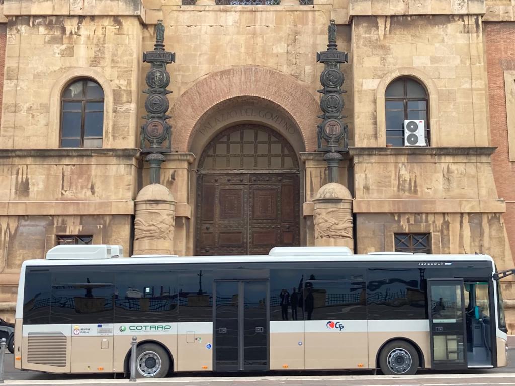 Nuovi autobus ibridi Ctp Taranto 